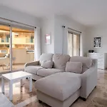 Jazmines - Spacious Four Bedroom Apartment In San