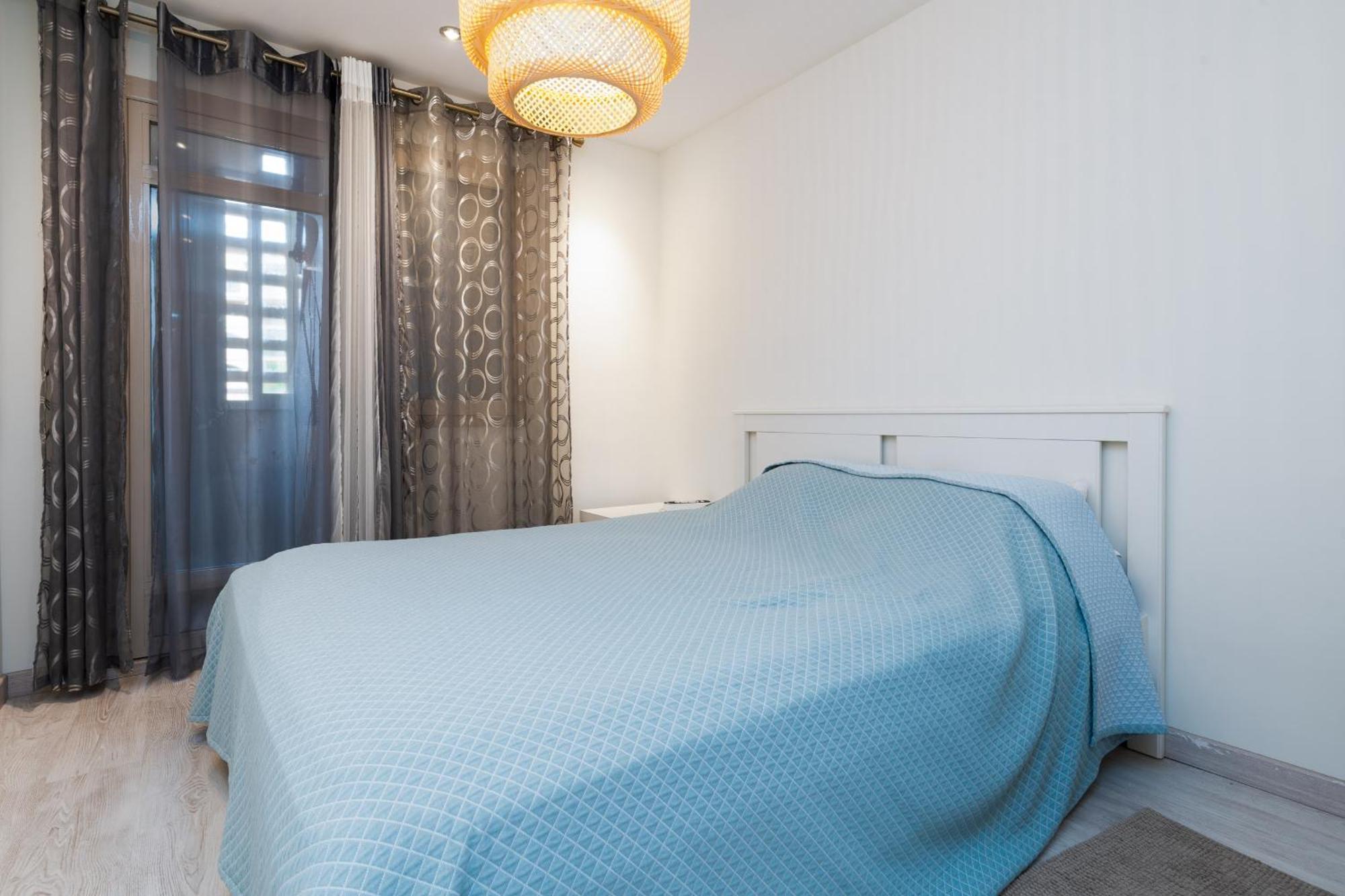 Apartment Jazmines - Spacious Four Bedroom In San